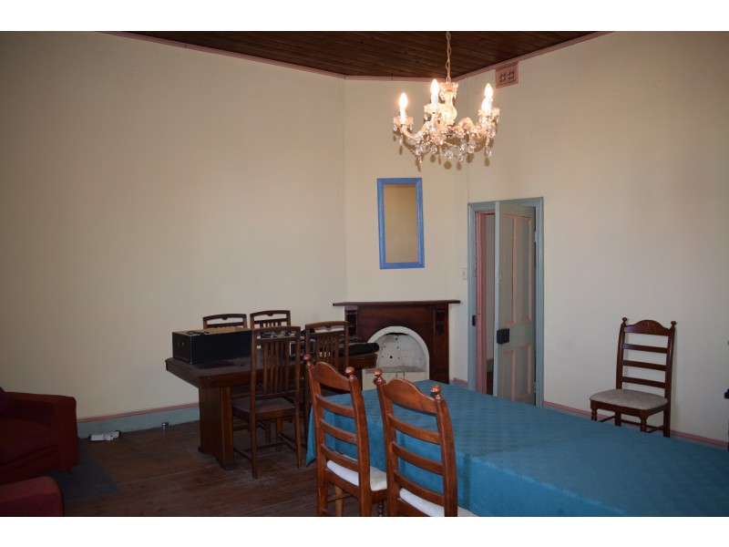 27 High Street, Charlton VIC 3525