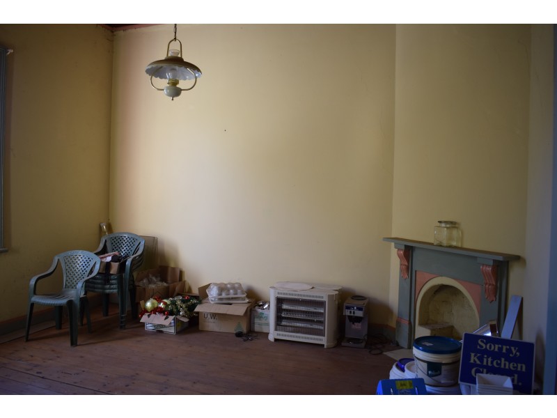 27 High Street, Charlton VIC 3525