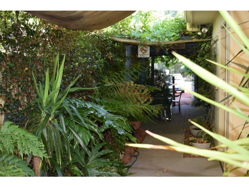 27 High Street, Charlton VIC 3525