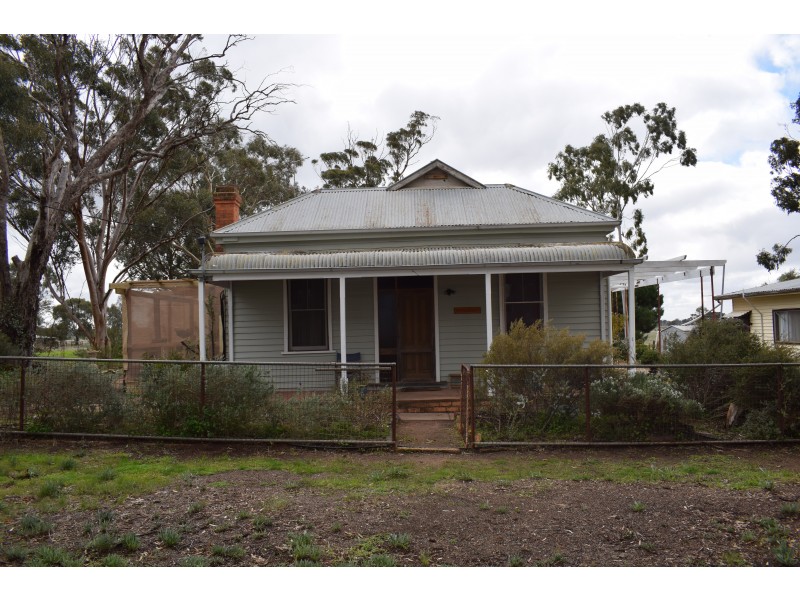 4 Eucy Road, Korong Vale VIC 3520