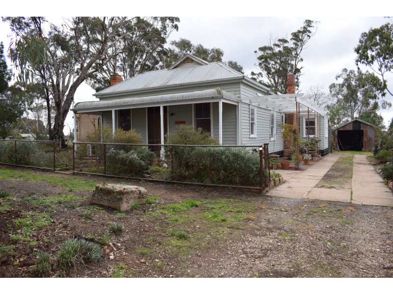 4 Eucy Road, Korong Vale VIC 3520