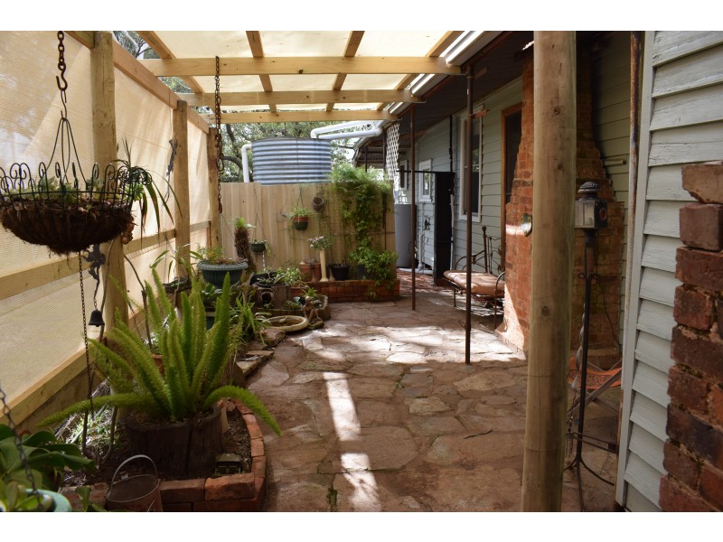 4 Eucy Road, Korong Vale VIC 3520