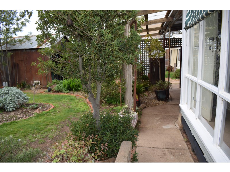 4 Eucy Road, Korong Vale VIC 3520