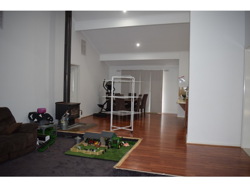 15 Oneil Street, Pyramid Hill VIC 3575