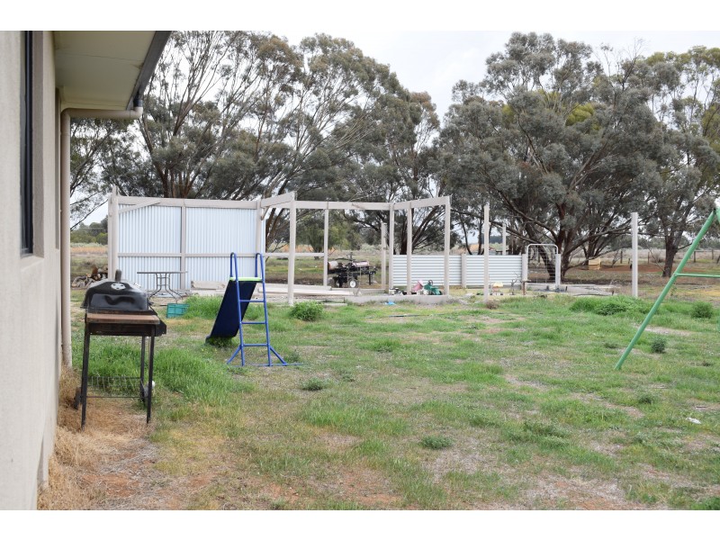 15 Oneil Street, Pyramid Hill VIC 3575