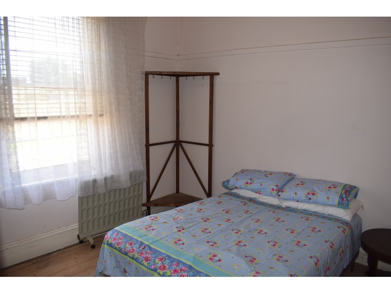 37 Sullivan Street, Inglewood VIC 3517