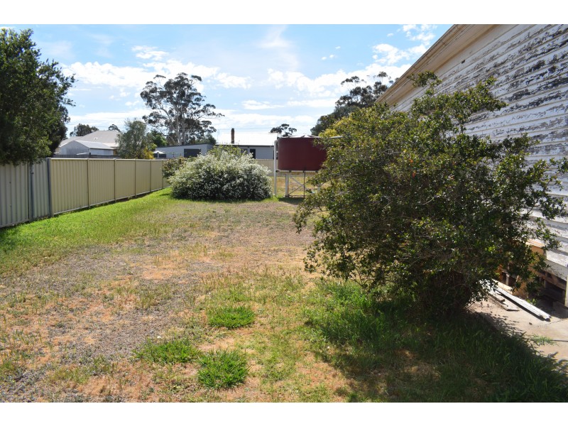 37 Sullivan Street, Inglewood VIC 3517