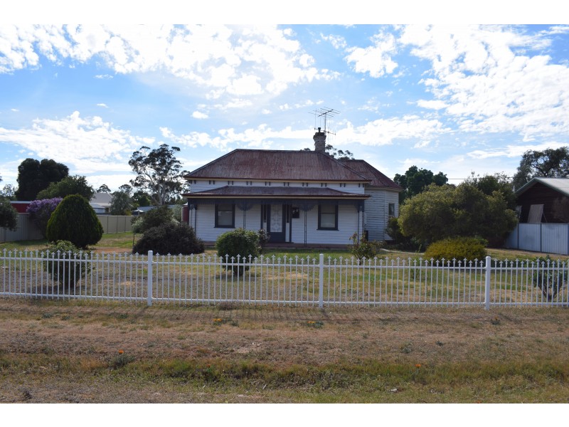 37 Sullivan Street, Inglewood VIC 3517