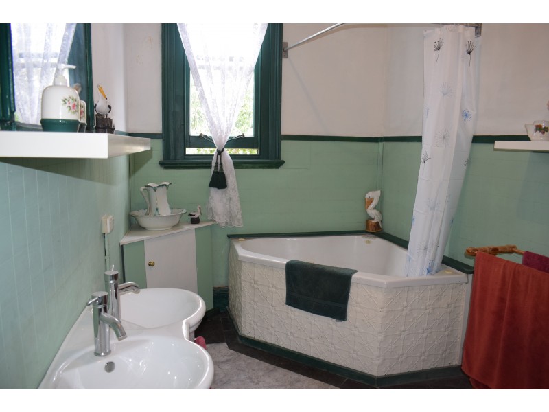 83 Brooke Street, Inglewood VIC 3517