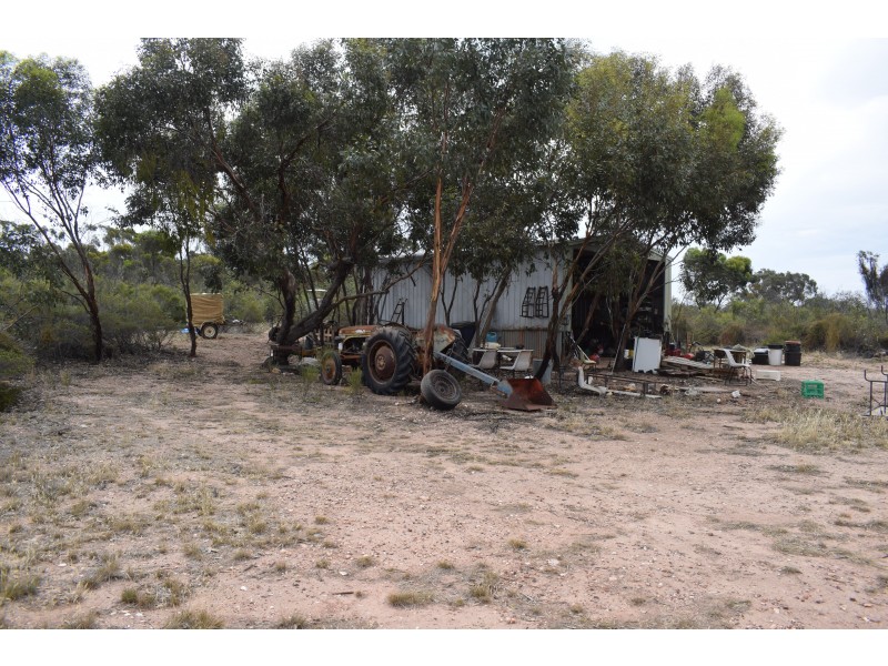 Inglewood-Salisbury Road, Inglewood VIC 3517