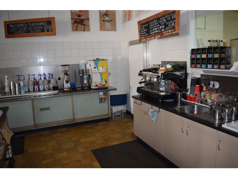 56 – 60 High Street, Charlton VIC 3525