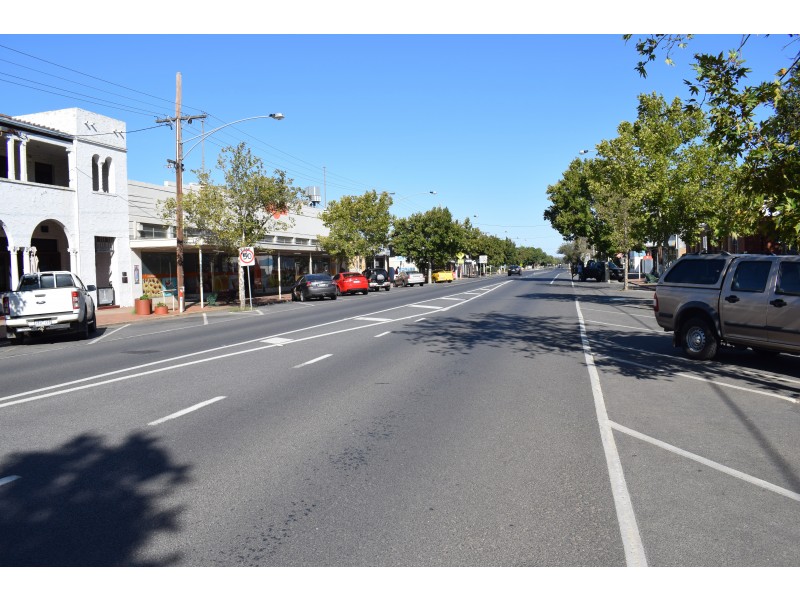 56 – 60 High Street, Charlton VIC 3525