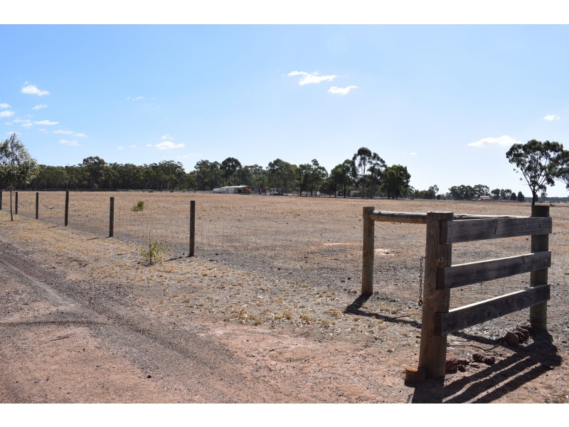 243 Wet Lane, Inglewood VIC 3517