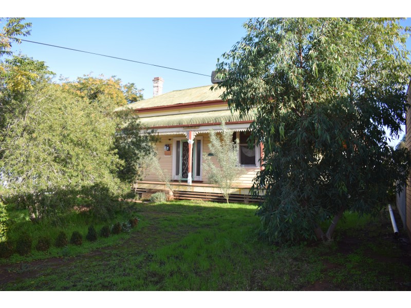 48 Mildura Way, Charlton VIC 3525
