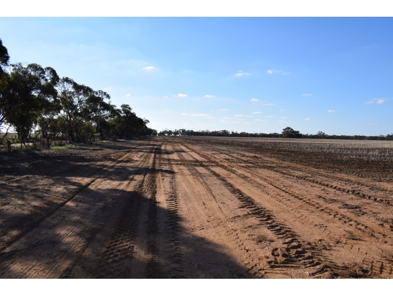 Meering West VIC 3579