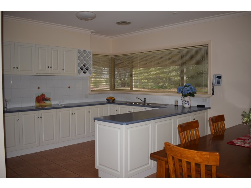 517 Crusoe Road, Lockwood South VIC 3551