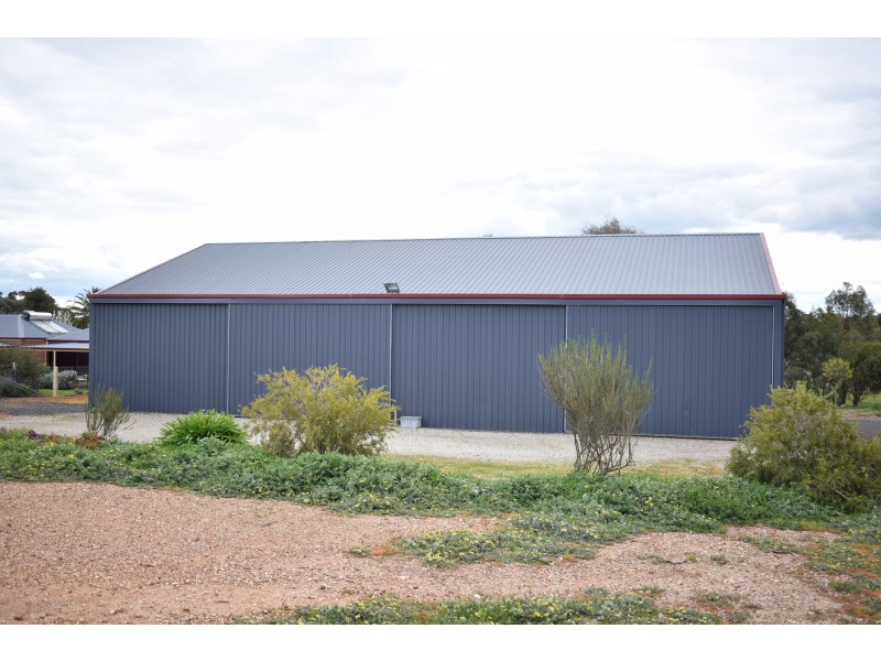 517 Crusoe Road, Lockwood South VIC 3551