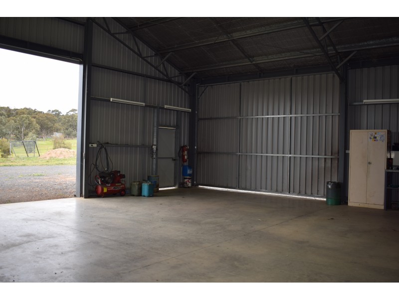 517 Crusoe Road, Lockwood South VIC 3551