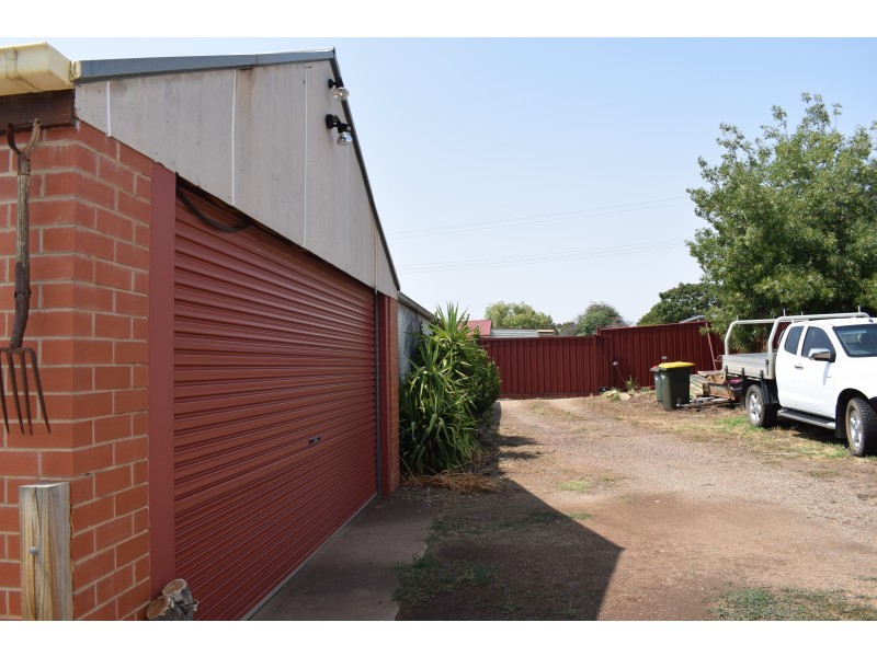 28 High Street, Wedderburn VIC 3518