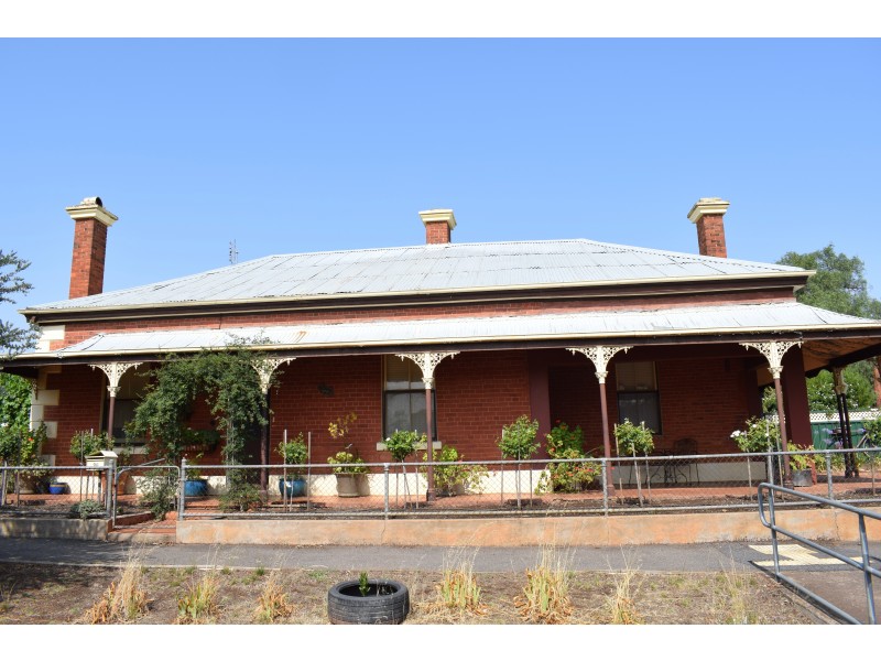 28 High Street, Wedderburn VIC 3518