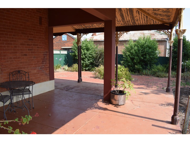 28 High Street, Wedderburn VIC 3518