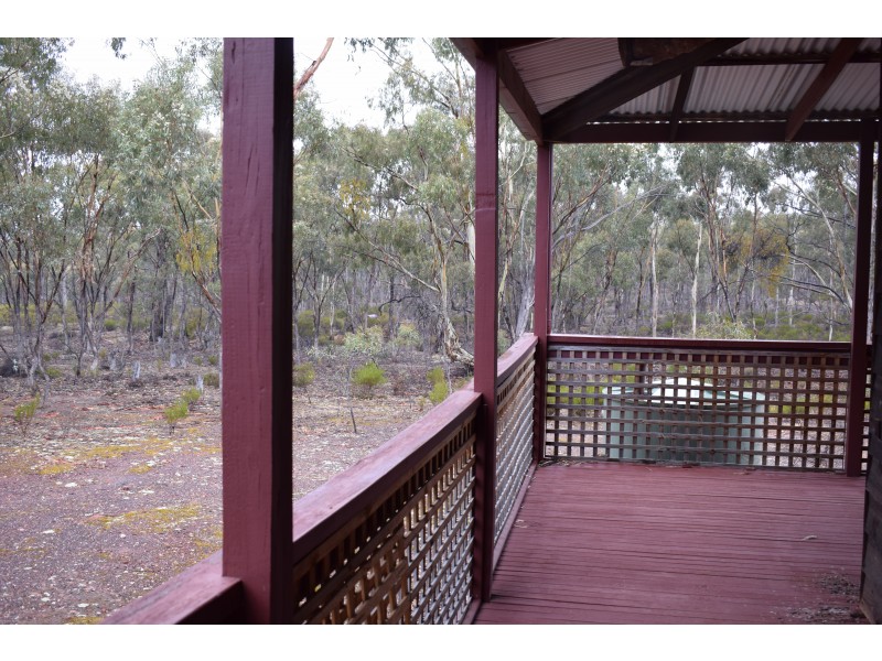 151 Halls Road, Kingower VIC 3517