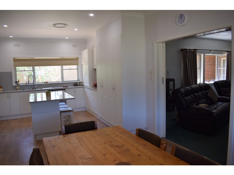 2 McCombs Road, Lockwood VIC 3551