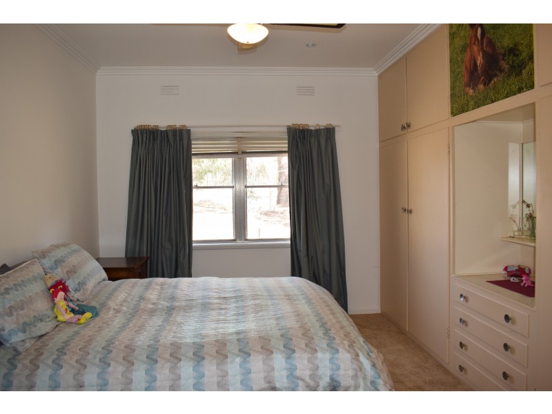 2 McCombs Road, Lockwood VIC 3551