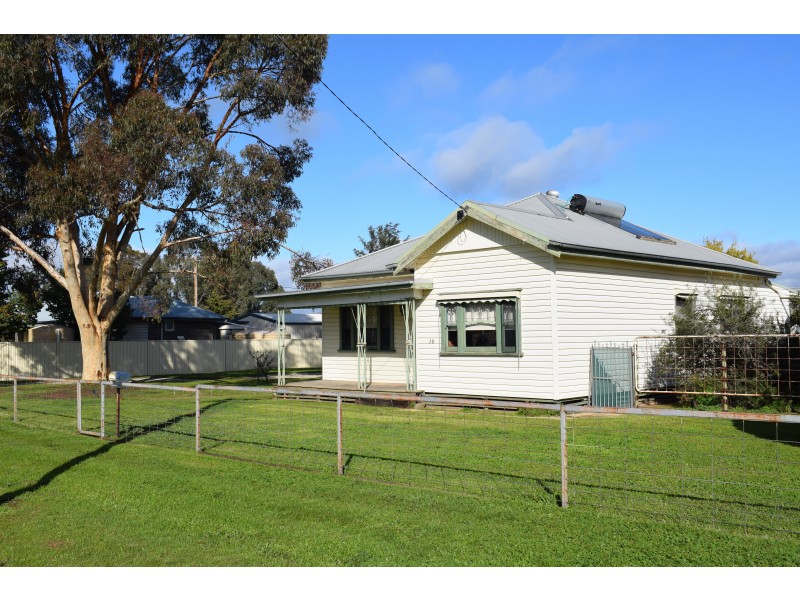 30 Belmont Street, Inglewood VIC 3517