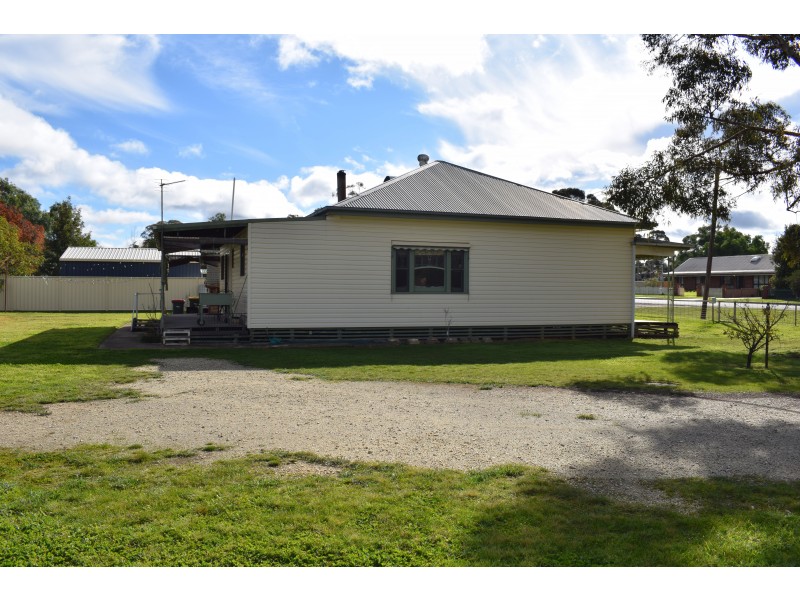 30 Belmont Street, Inglewood VIC 3517