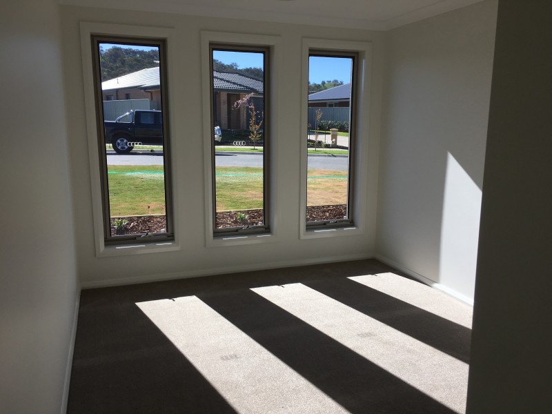 14 Fay Street, Hamilton Valley NSW 2641