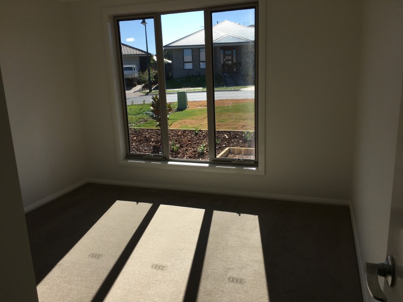 14 Fay Street, Hamilton Valley NSW 2641