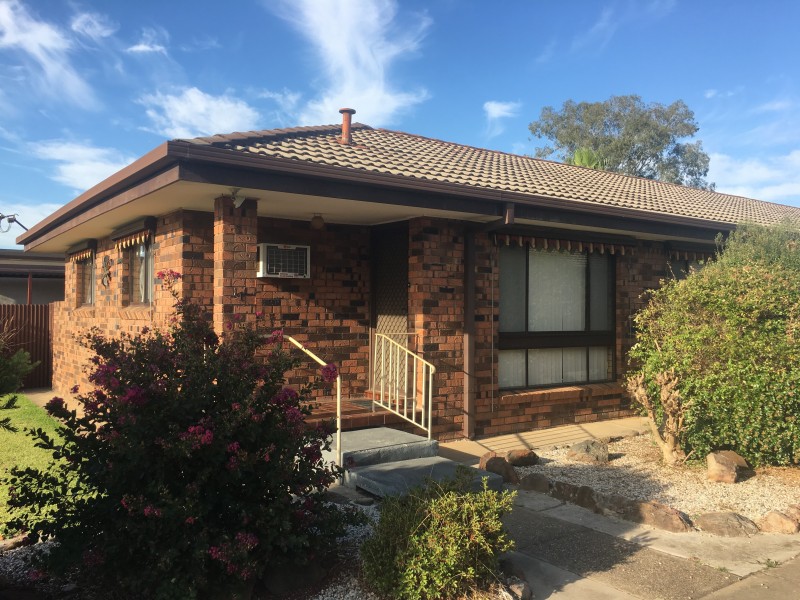 1/477 Ainslie Avenue, Lavington NSW 2641