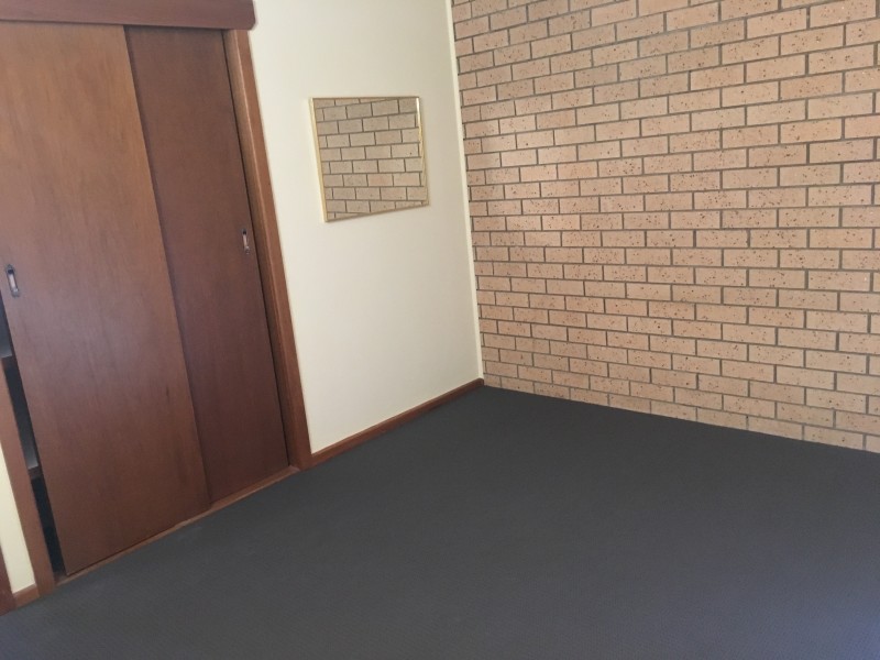 1/477 Ainslie Avenue, Lavington NSW 2641