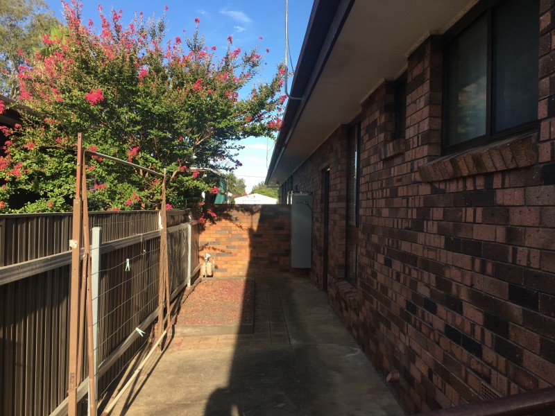 1/477 Ainslie Avenue, Lavington NSW 2641