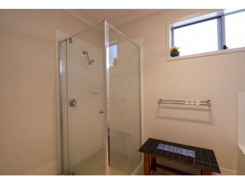 5 Myrtle Street, West Albury NSW 2640