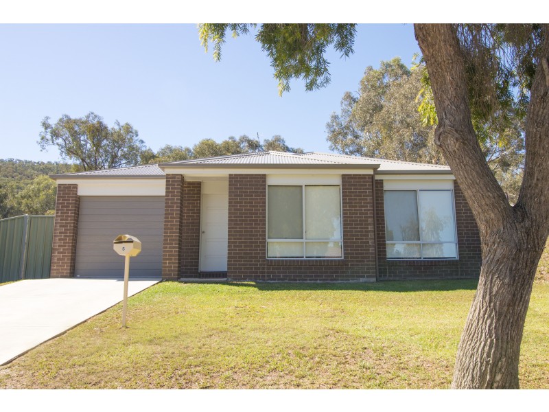 5 Myrtle Street, West Albury NSW 2640