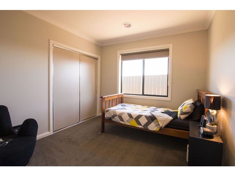 130 Litchfield Drive, Thurgoona NSW 2640