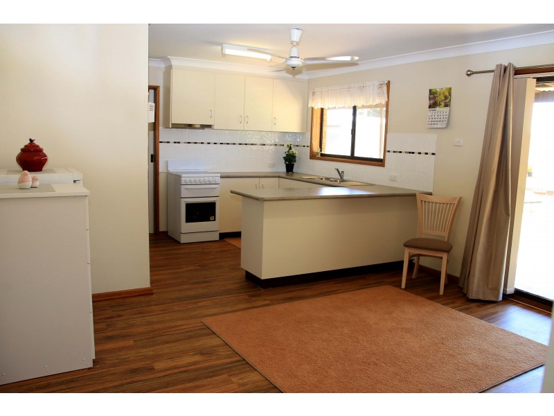 3 Ferrier Street, Lockhart NSW 2656