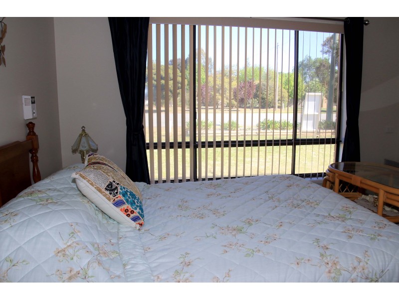 3 Ferrier Street, Lockhart NSW 2656