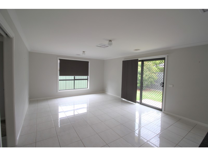 2/232 Rivergum Drive, East Albury NSW 2640