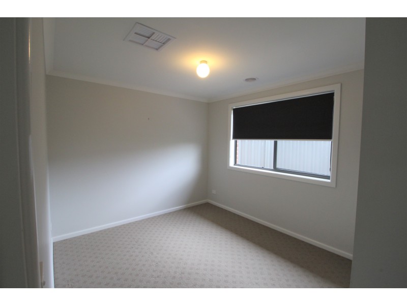 2/232 Rivergum Drive, East Albury NSW 2640