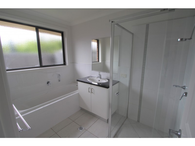 2/232 Rivergum Drive, East Albury NSW 2640