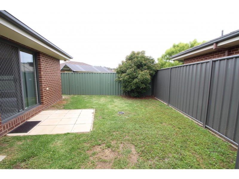 2/232 Rivergum Drive, East Albury NSW 2640