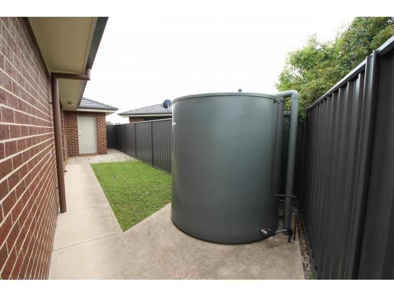 2/232 Rivergum Drive, East Albury NSW 2640