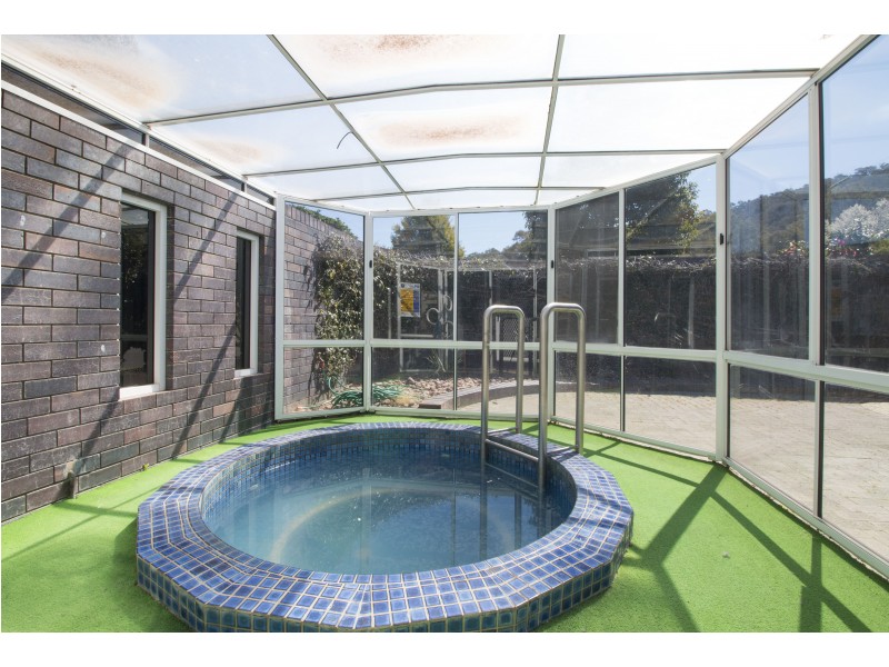 14 Darrambal Drive, Springdale Heights NSW 2641