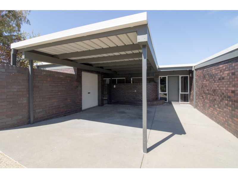 14 Darrambal Drive, Springdale Heights NSW 2641