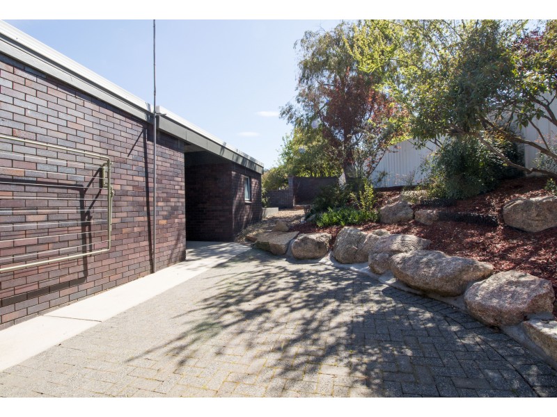 14 Darrambal Drive, Springdale Heights NSW 2641