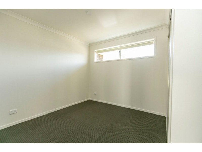 652b Pearsall Street, Lavington NSW 2641