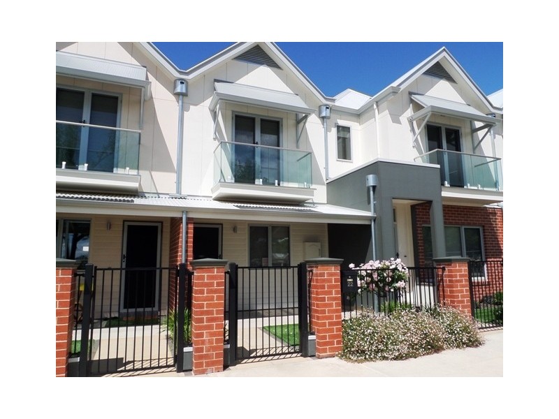 22 Elmwood Circuit, Wodonga VIC 3690